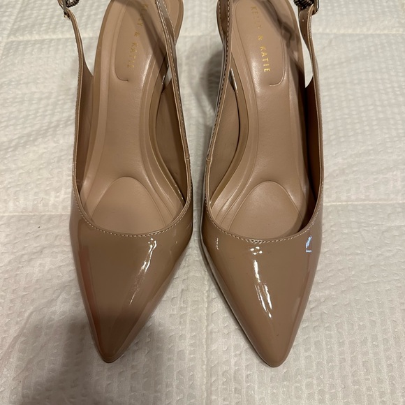 Kelly & Katie Evanish Slingback Pump - Picture 4 of 6